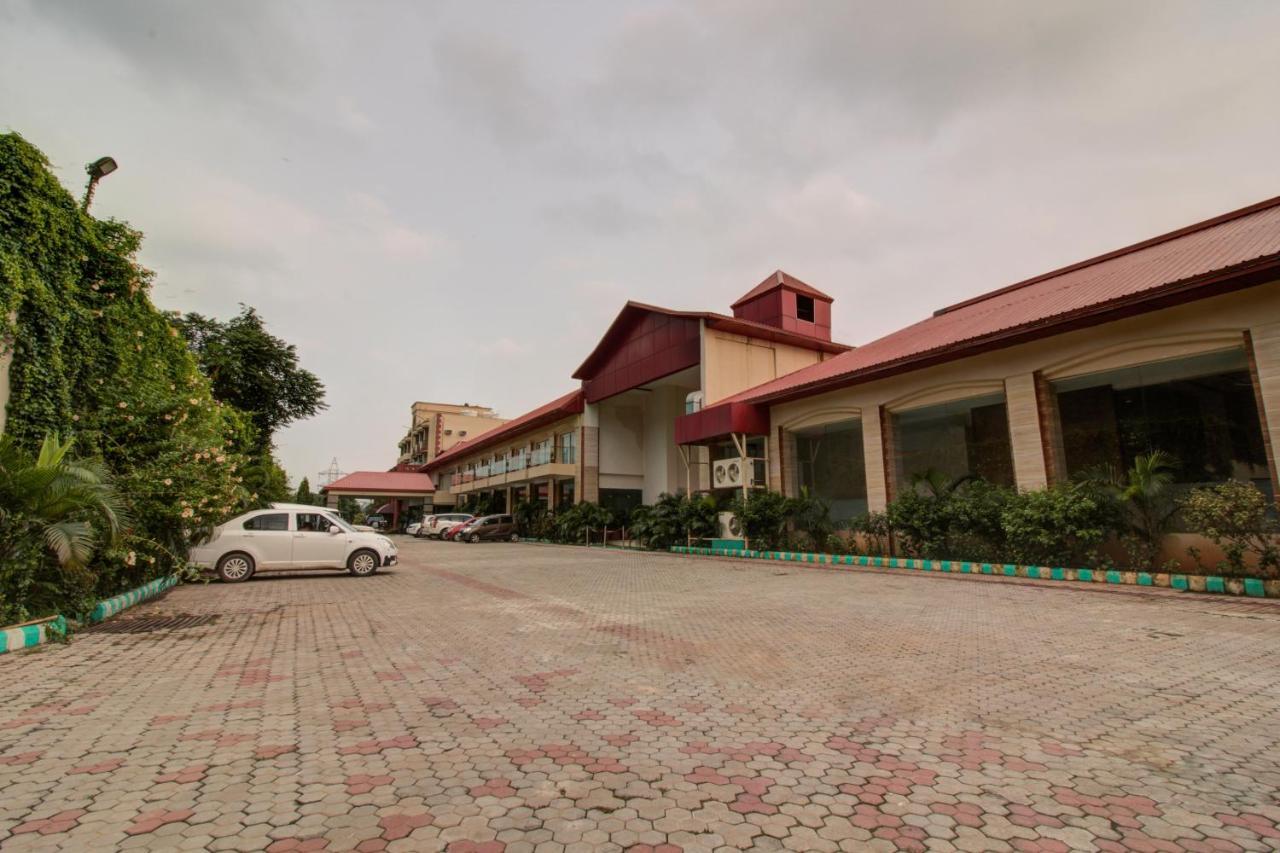 Oyo 3575 The Wave International Hotel Jamshedpur Luaran gambar